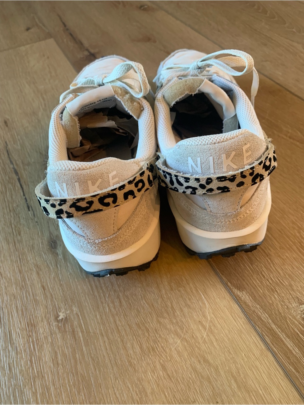 Nike Waffle Debut Sneakers White with Leopard Accent - Picture 4 of 7